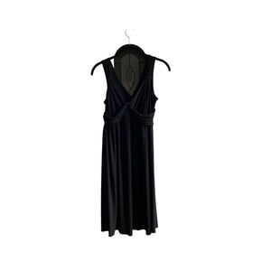 Daisy. Fuentes women’s black V-neck drape front dress size medium ￼